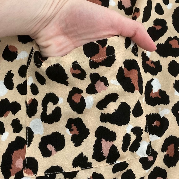 Paper Crane cheetah print button down T-shirt blouse size XL - Picture 6 of 11